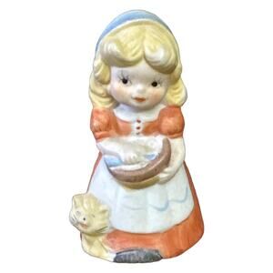 Vintage 1978 Jasco Ceramic Girl Bell Figurine Taiwan 4" Tall‎